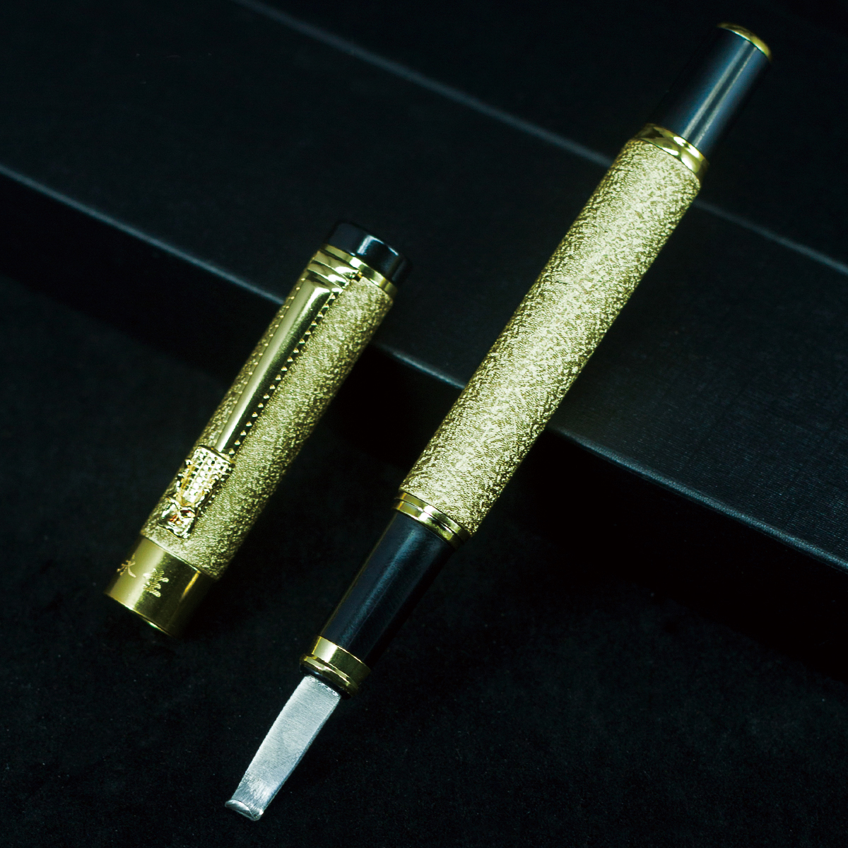 NO.TK-02 Golden faucet pen agarwood hook knife