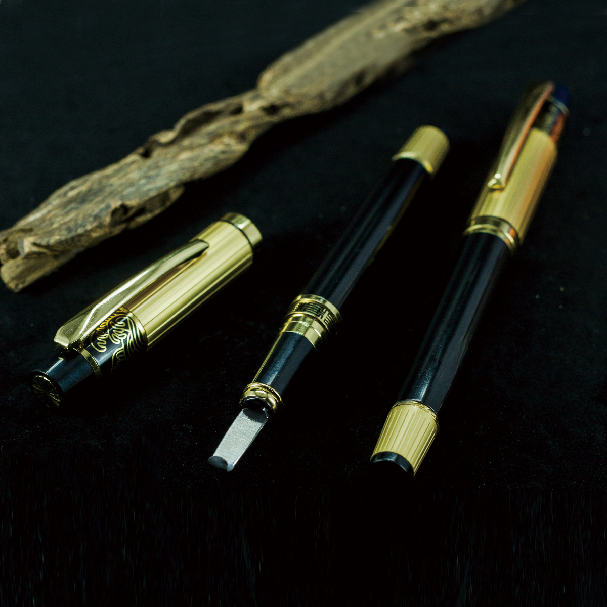 NO.TK-06 Brass pen body agarwood hook knife